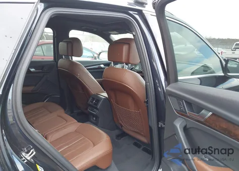 2020 Audi Q5 Premium 45 Tfsi Quattro S Tronic from USA, damaged, VIN WA1ANAFY9L2067384